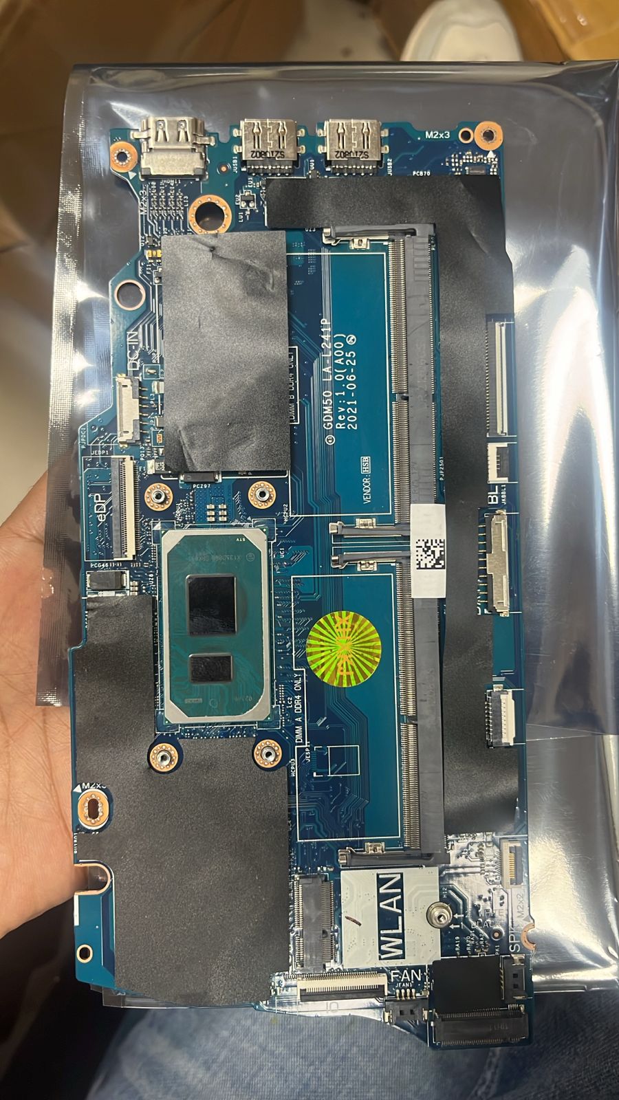 Dell inspiron   3511 La-L241P   i3- 11th  LAPTOP  MOTHERBOARD